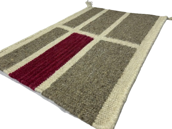 Handmade Woolen Dining Table Mat – Beige & Red Tile Pattern on White Base