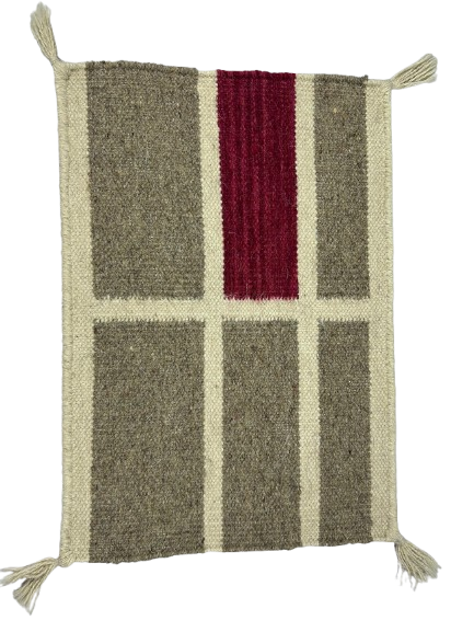 Handmade Woolen Dining Table Mat – Beige & Red Tile Pattern on White Base