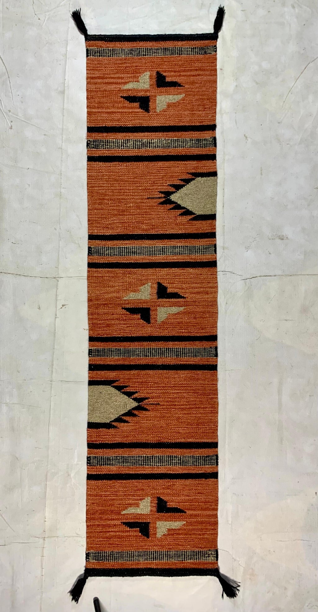 1.5x5 ft woolen Table Runner